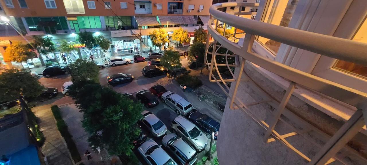 Oro Apartments Tirana Buitenkant foto