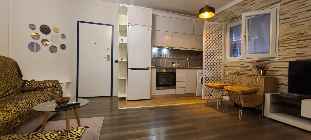 Oro Apartments Tirana Buitenkant foto